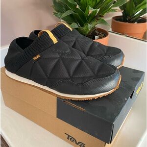Teva ReEmber Womens Sz 8